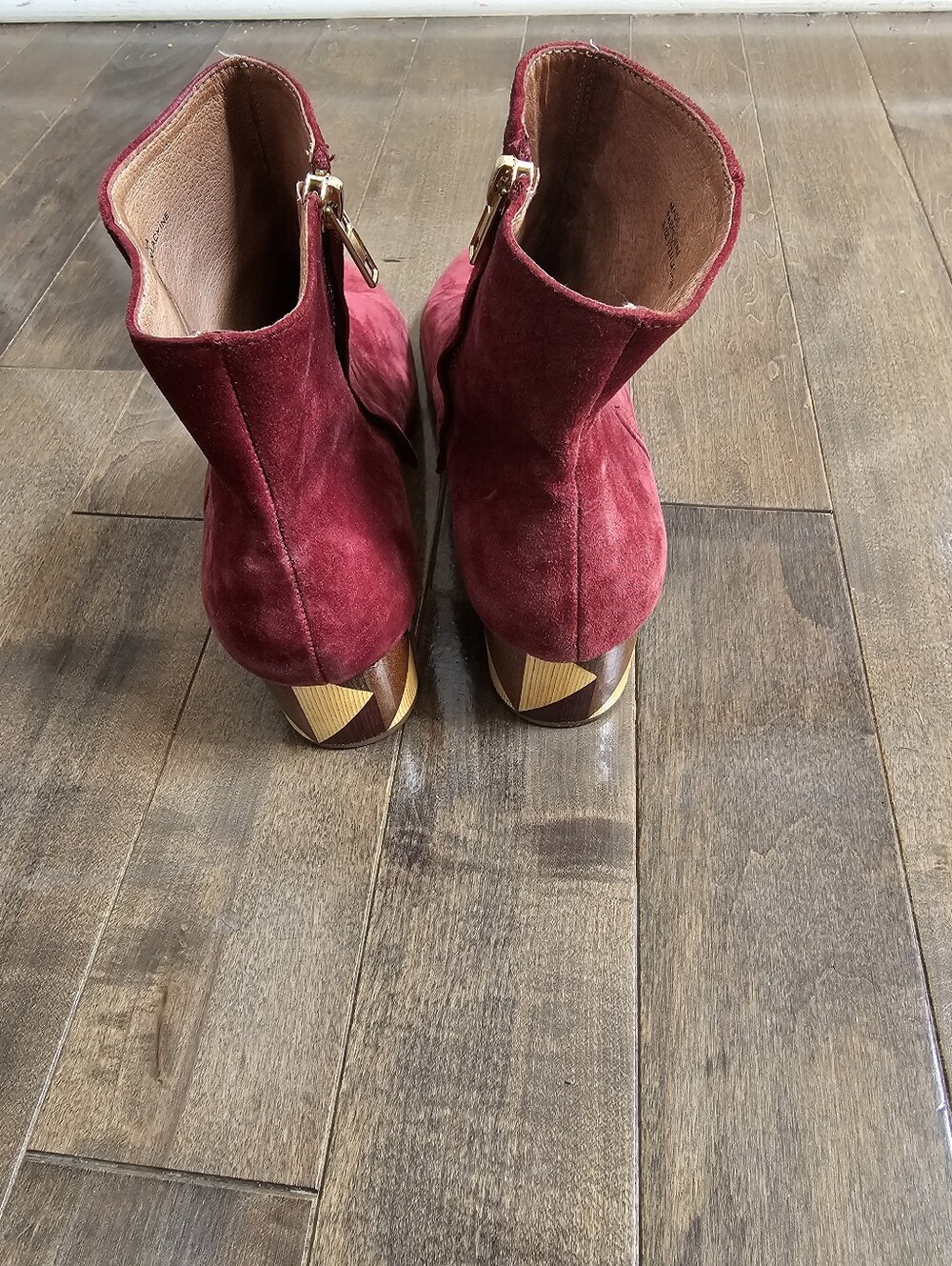 Anthropologie Alba Burgundy Suede Geometric Wood Block Heel Ankle Boots 9.5 - Picture 3 of 4